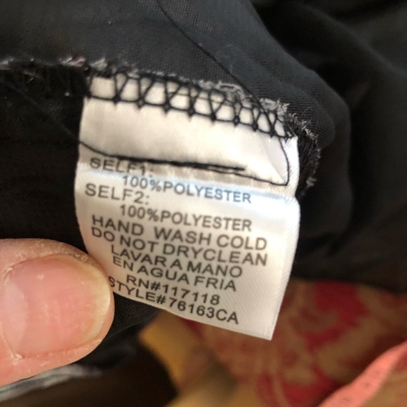 Express  large V neck w/attached sheer scarf that can be tied or wrapped NWOT - Picture 13 of 14